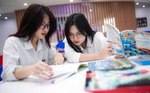 Trước khi quyết định chuyển ngành, hãy tìm hiểu kỹ quy chế đào tạo để lựa chọn lộ trình học tập phù hợp với năng lực và định hướng nghề nghiệp